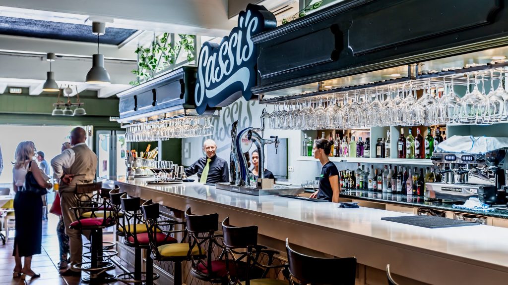 Sassi's Bar Puerto del Carmen Lanzarote Villa Choice