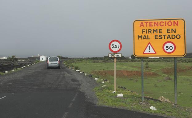 Roads to be renovated in LANZAROTE