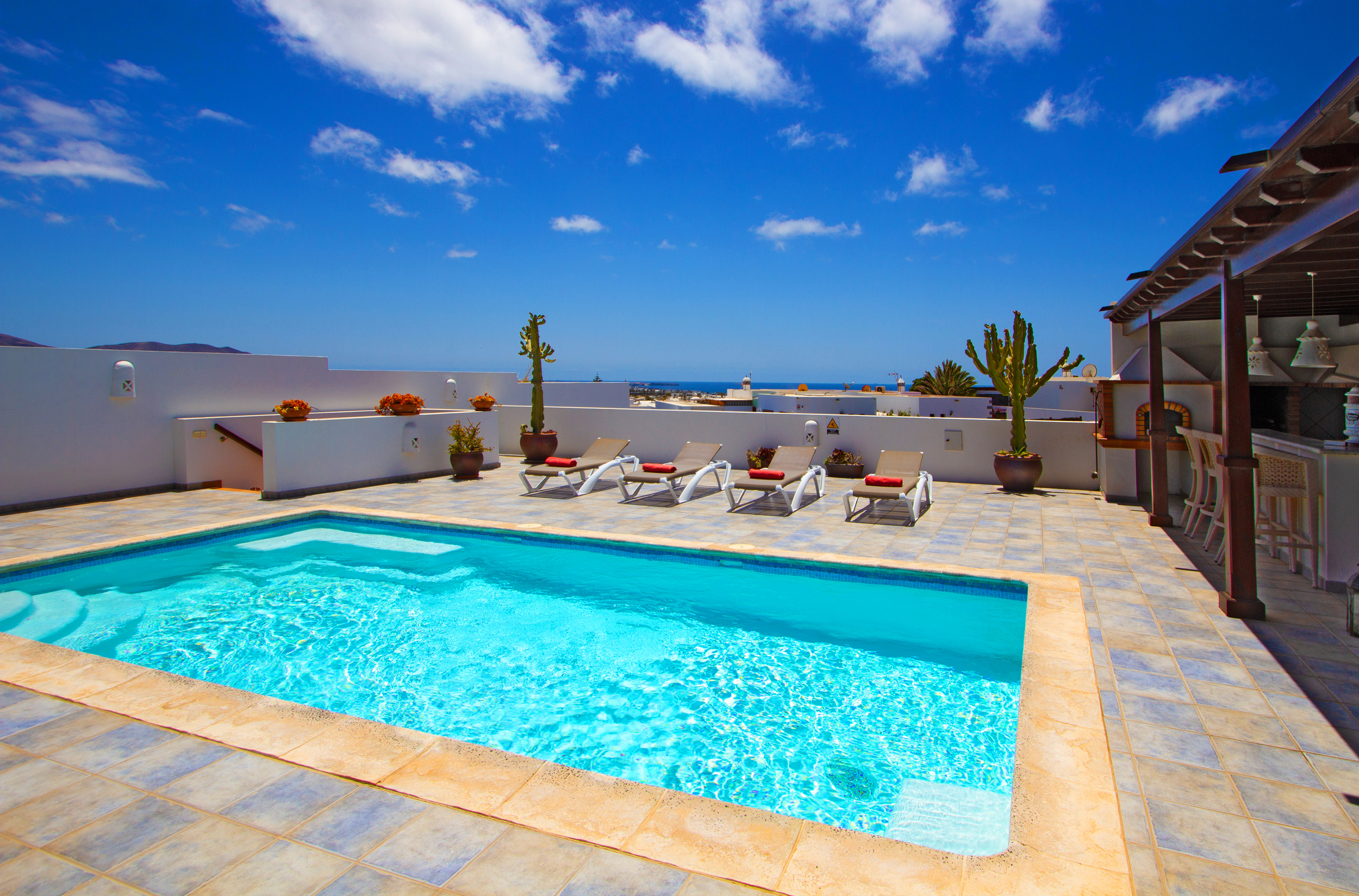 LVC112264 4 bedroom Villa in Playa Blanca
