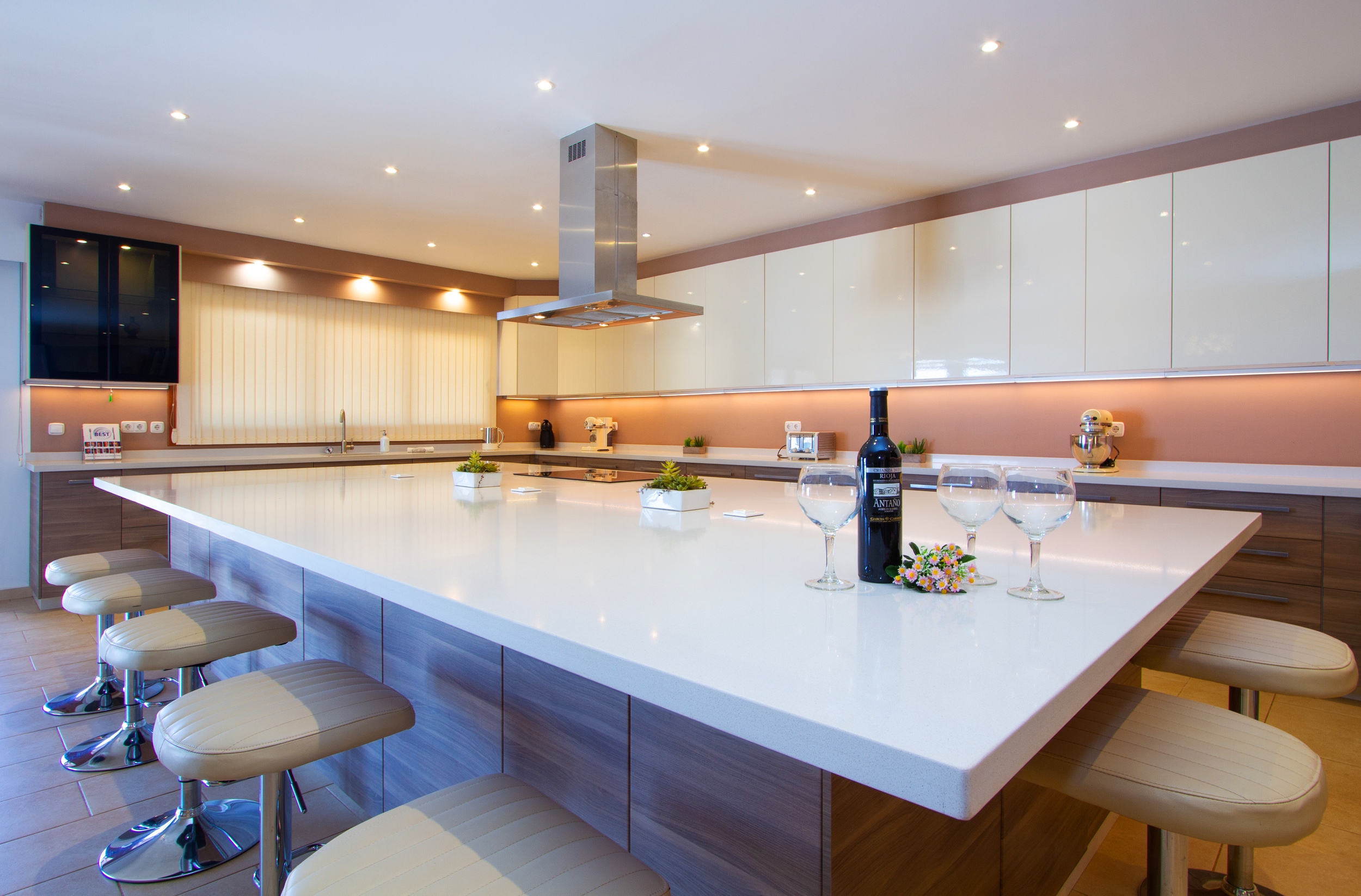 Villa LVC112264 Modern spacious kitchen