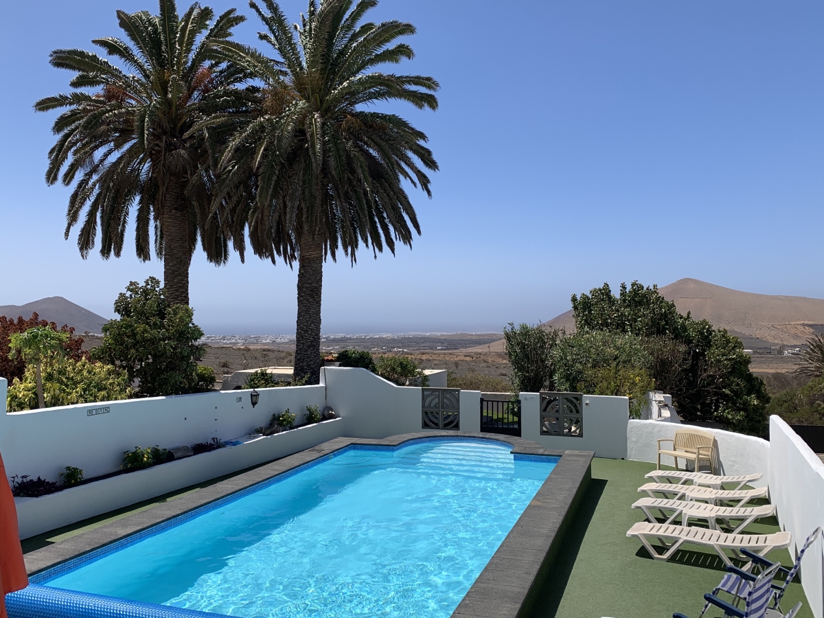 Villa LVC115720 pool and terrace with views