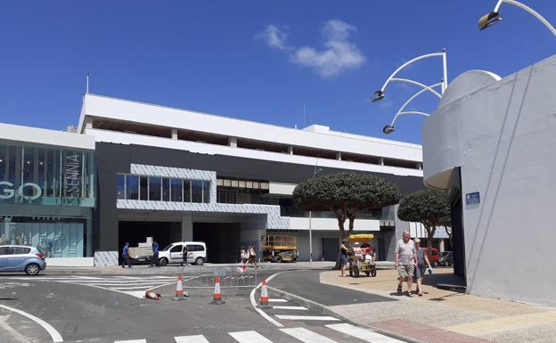 Puerto del Carmen new comercial center