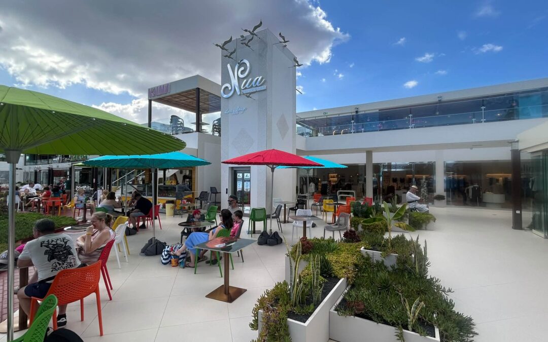 Nua shopping and restuarants in Costa Teguise